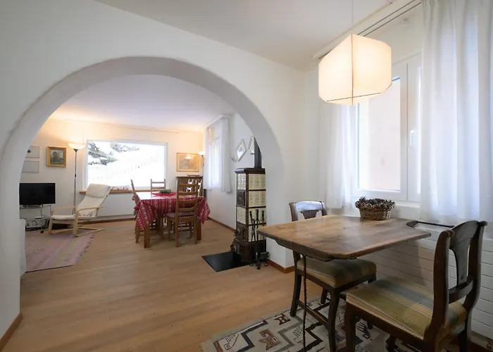 Apartamento Chesa Gulas - La Punt-Chamues-ch